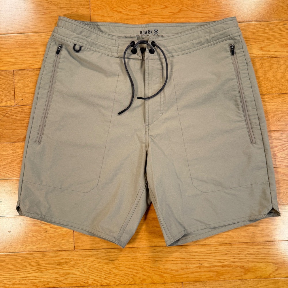 Roark Artifacts of Adventure Hybrid Shorts Mens 31 Sage Green Techwear Hiking 7"